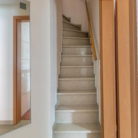 Rosenweg 16 6 Apartman *