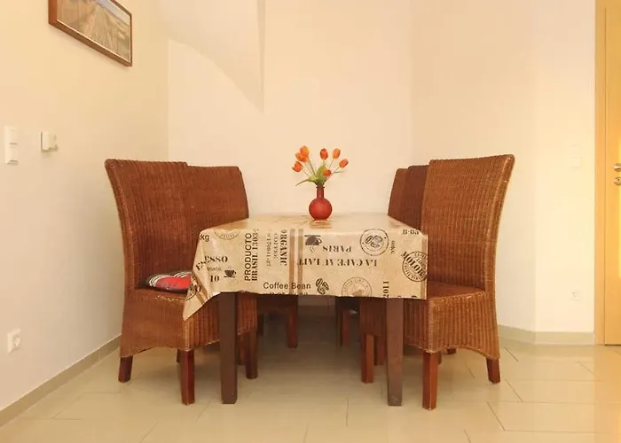 Lejlighed Rosenweg 16 6 *